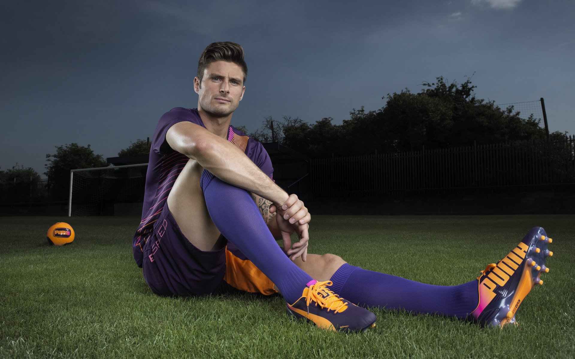 全国青少年足球锦标赛U17组 新星前锋上演单场四球